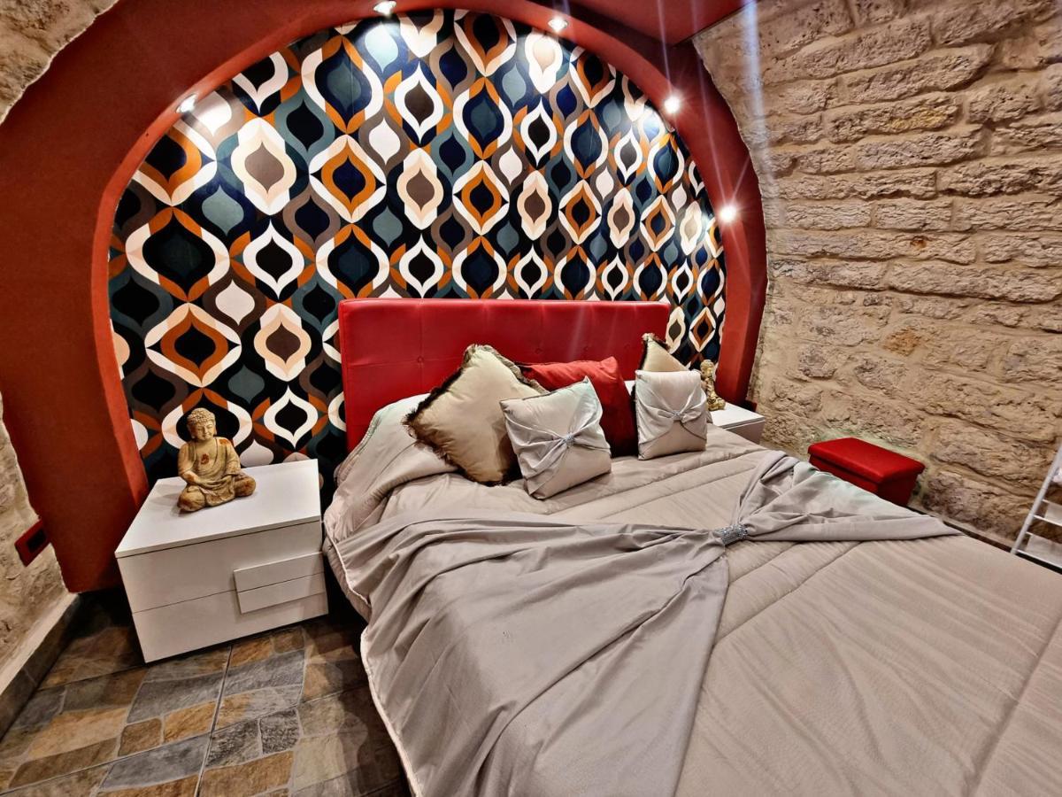 Ferienwohnung Luxury Borgo Antico Bari Exterior foto
